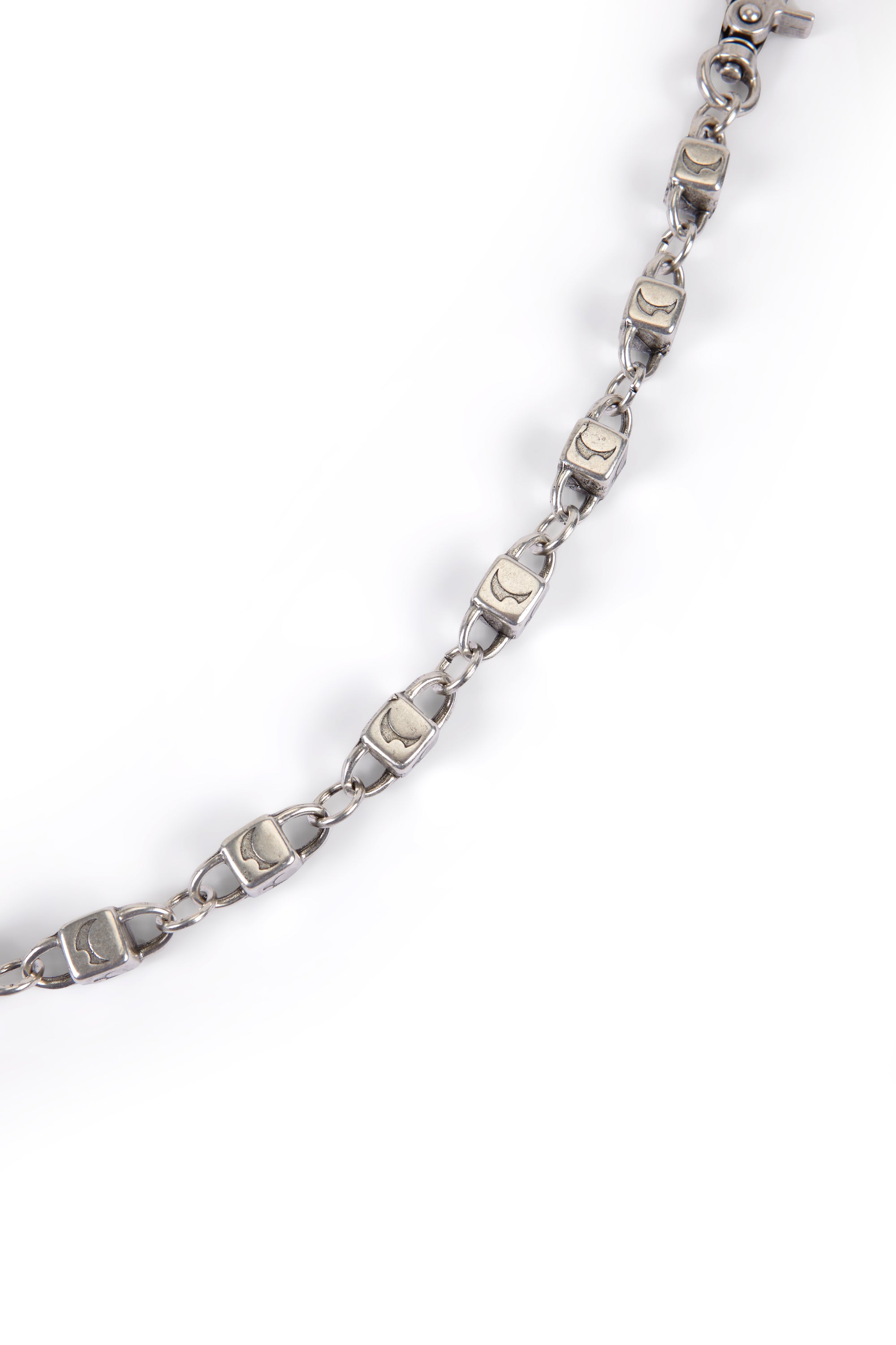 dice-wallet-chain-grey-2