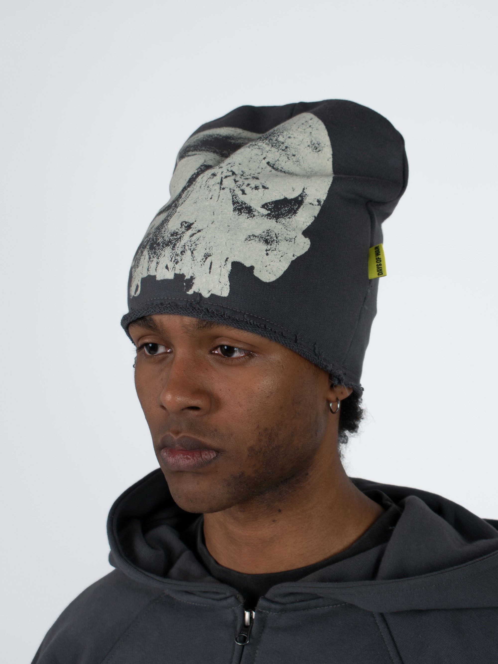THE SKULL BEANIE