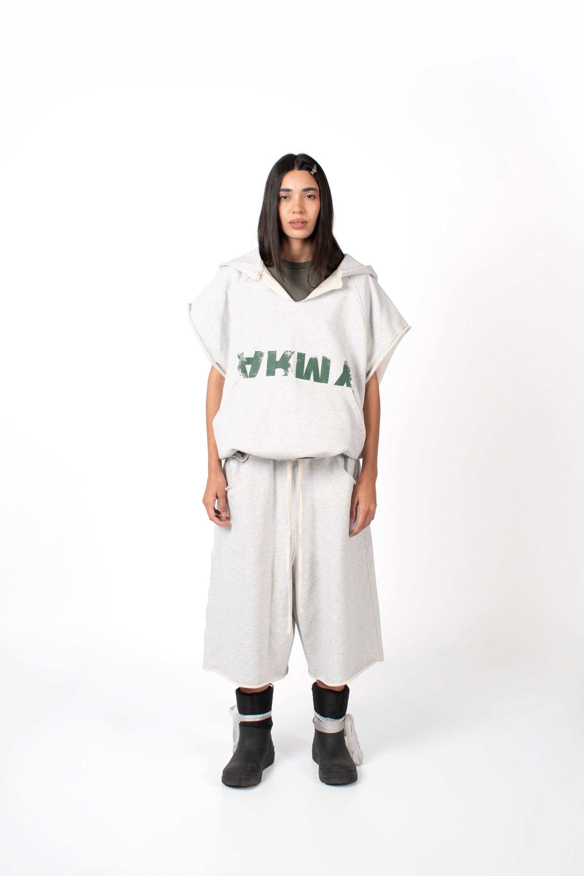 ESSENTIAL OVERSIZE SWEAT JORTS